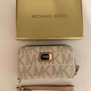 Authentic Michael Kors Wallet w/ Wrist Strap